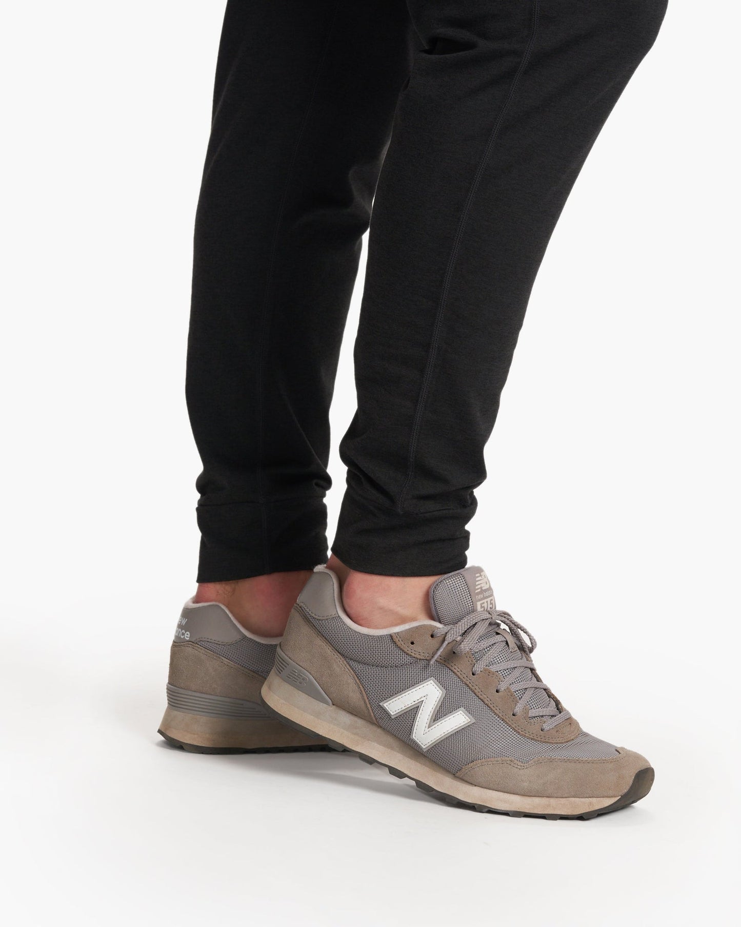 VUORI Sunday Performance Joggers- Black Heather