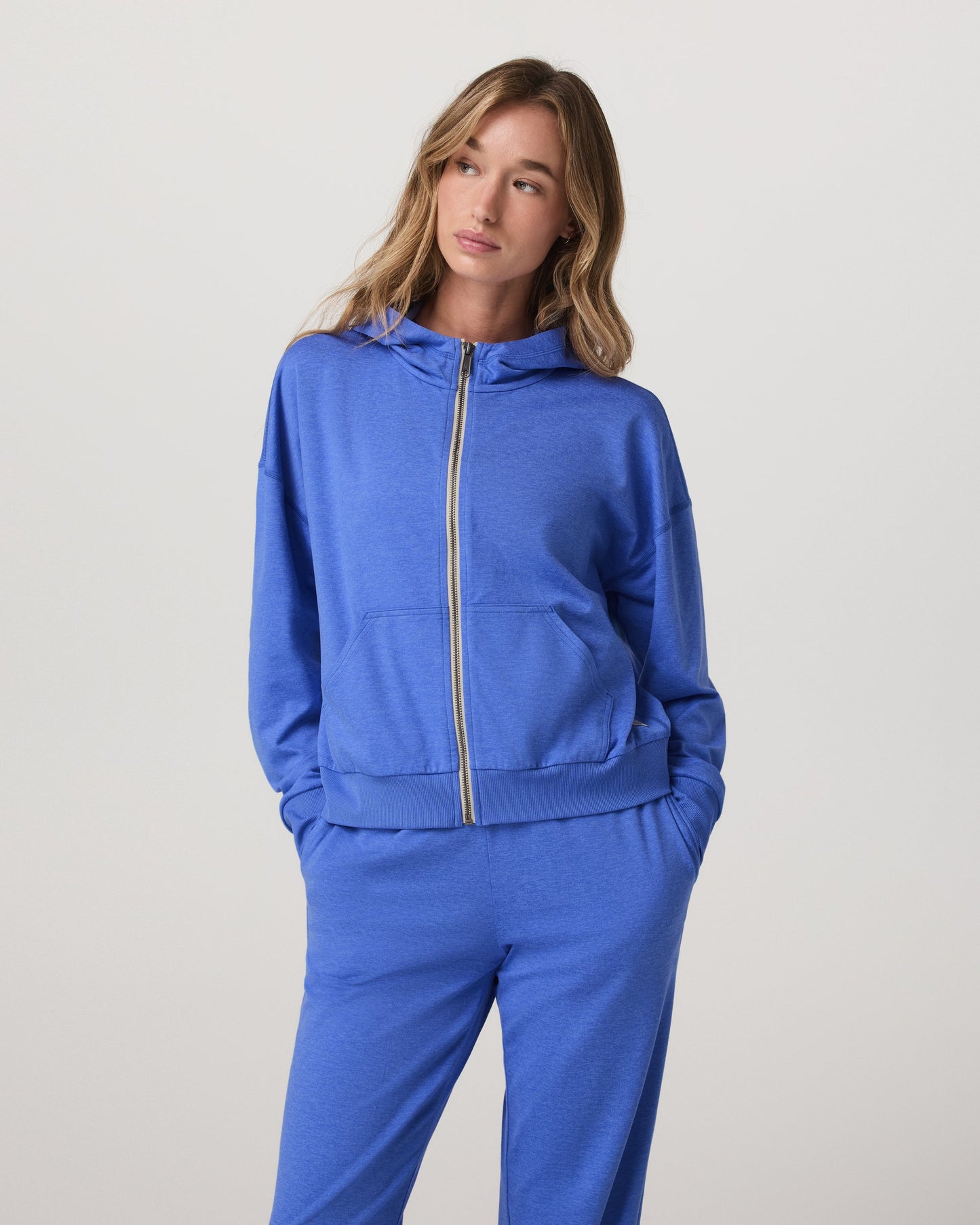 VUORI Halo Modern Full Zip Hoodie (Women's) - Bright Iris Heather