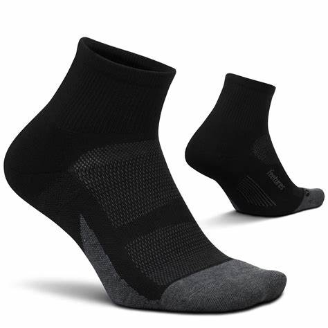 FEETURES Unixex Elite Quarter Boost Tennis Socks