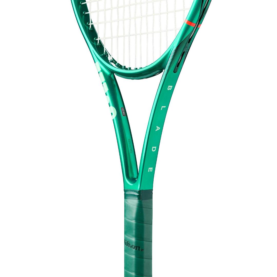 WILSON Blade 100L V10 Adult Tennis Racquet
