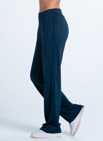 LUCKY IN LOVE Chill Play Pant  (Women's) - Midnight Navy