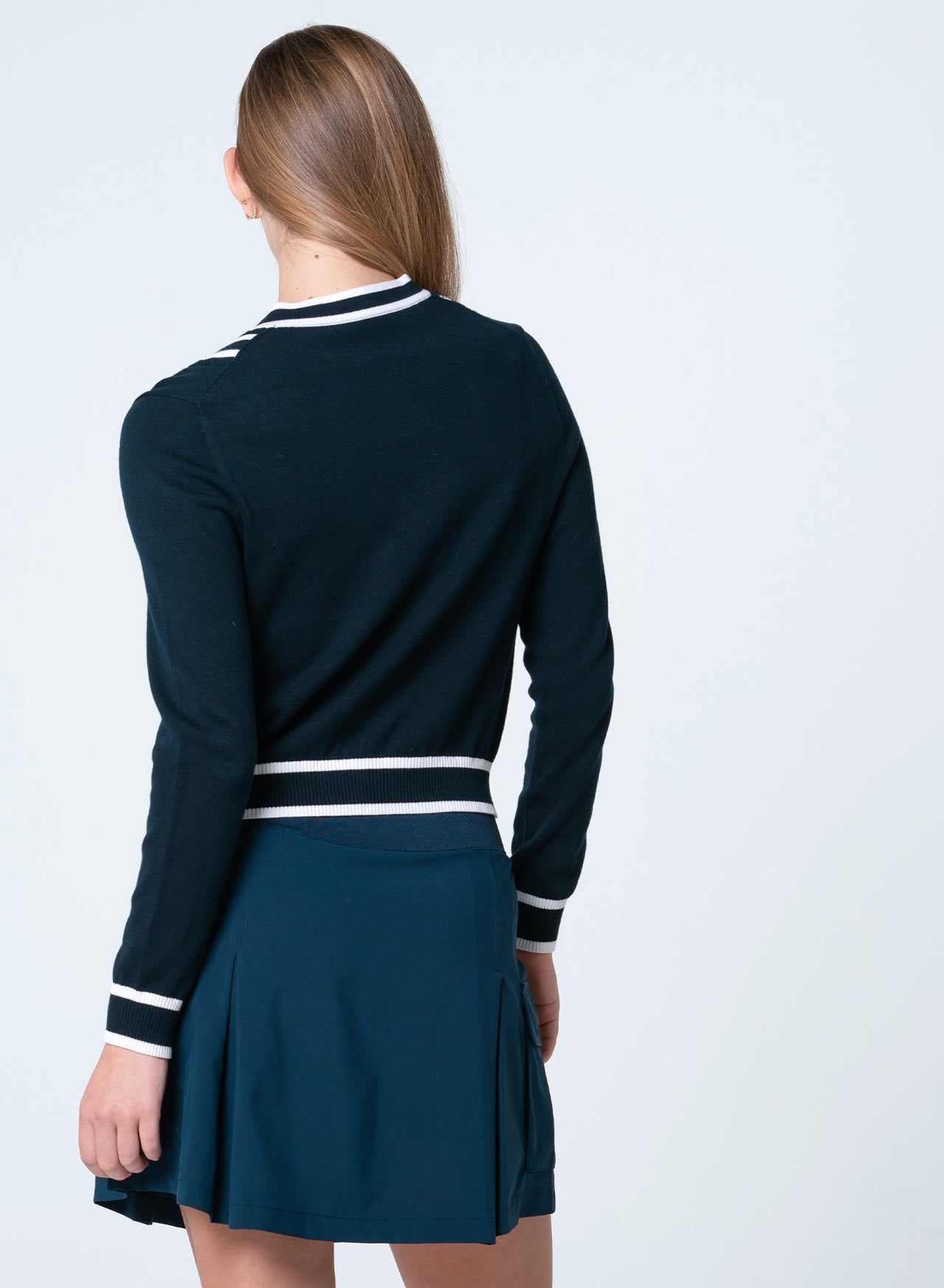 LUCKY IN LOVE Victory V-neck Sweater (Women's) - Navy