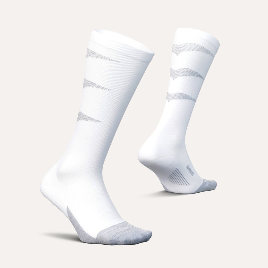 FEETURES Graduated Compression Knee High Crew Sock