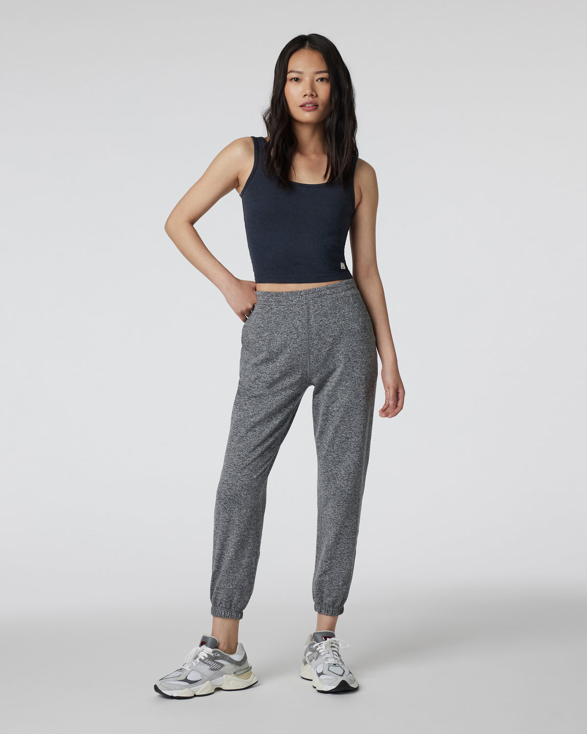 VUORI Boyfriend Jogger (Women's) - Heather Grey